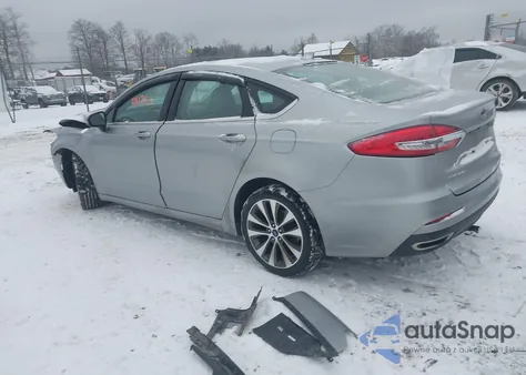 2020 Ford Fusion Se z USA, uszkodzony, nr VIN 3FA6P0T94LR123732